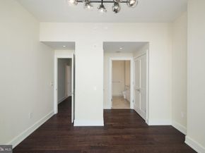 210 S 25TH Street 703, Philadelphia PA 19103