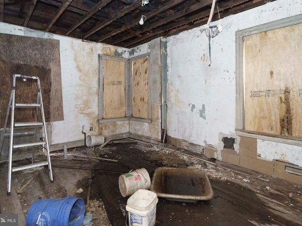 701 N 42nd Street, Philadelphia PA 19104