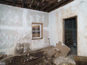 701 N 42nd Street, Philadelphia PA 19104