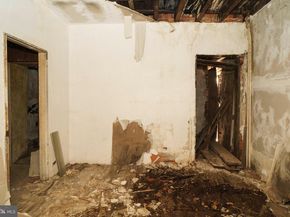 701 N 42nd Street, Philadelphia PA 19104