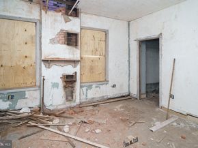 701 N 42nd Street, Philadelphia PA 19104