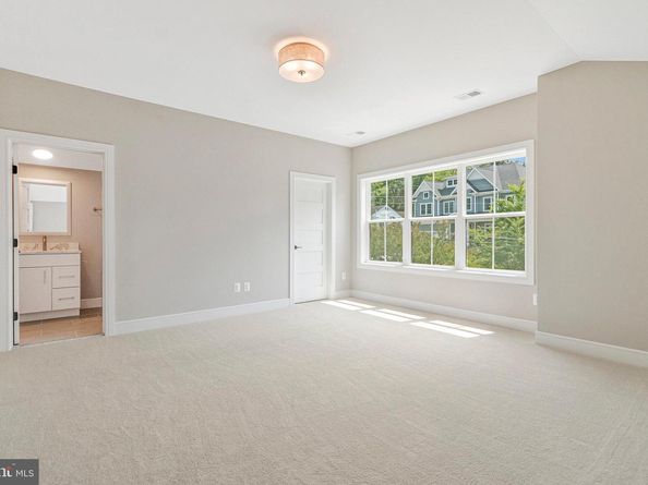 2300 Meridian Street, Falls Church VA 22046