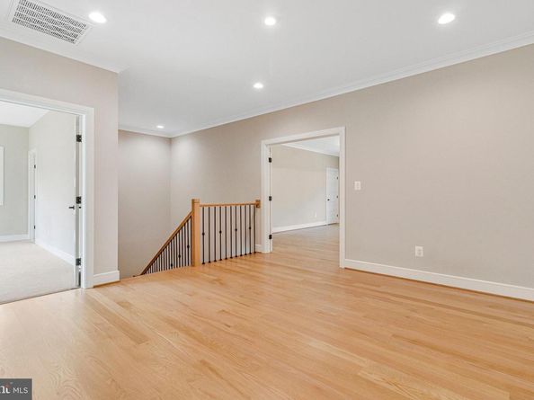 2300 Meridian Street, Falls Church VA 22046