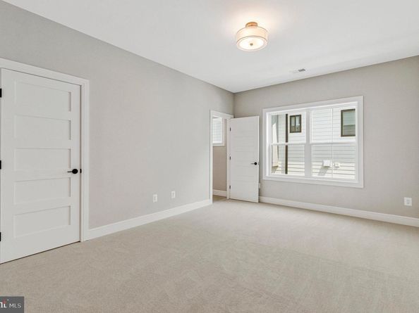 2300 Meridian Street, Falls Church VA 22046