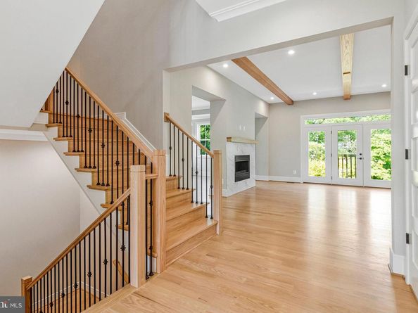 2300 Meridian Street, Falls Church VA 22046