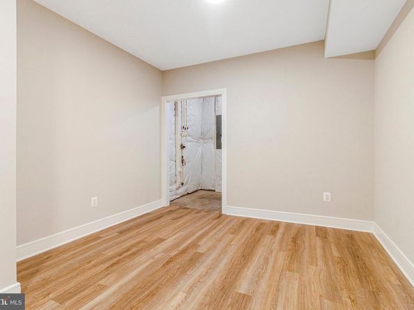 2300 Meridian Street, Falls Church VA 22046