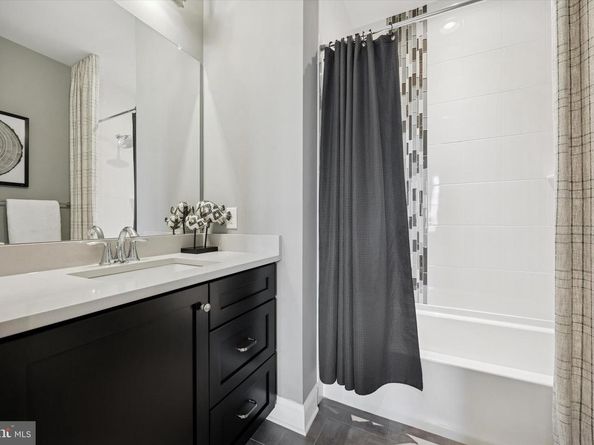 4 White Field Court, Ambler PA 19002