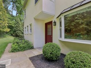 124 Ladderback Lane, Devon PA 19333