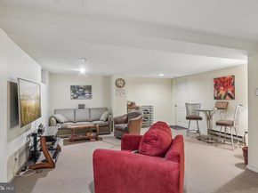 124 Ladderback Lane, Devon PA 19333