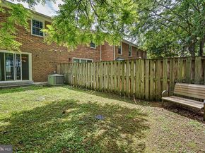 226 Commons Drive NW, Vienna VA 22180