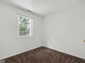226 Commons Drive NW, Vienna VA 22180