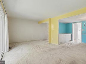 226 Commons Drive NW, Vienna VA 22180