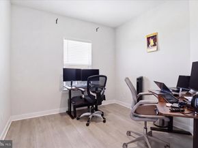 12850 Mosaic Park Way 2Y, Herndon VA 20171