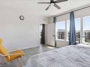12850 Mosaic Park Way 2Y, Herndon VA 20171