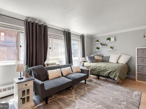 2101 Chestnut Street 407, Philadelphia PA 19103