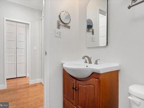 1711 Massachusetts Avenue NW 632, Washington DC 20036