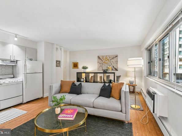 1900 John F Kennedy Boulevard 723, Philadelphia PA 19103