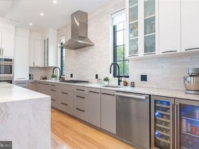 9739 Krewstown, Philadelphia PA 19115