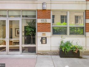 113 N Bread Street 3A6, Philadelphia PA 19106