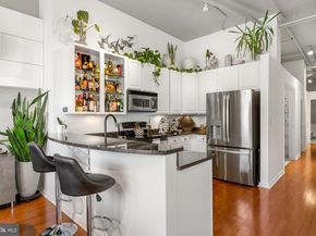 113 N Bread Street 3A6, Philadelphia PA 19106