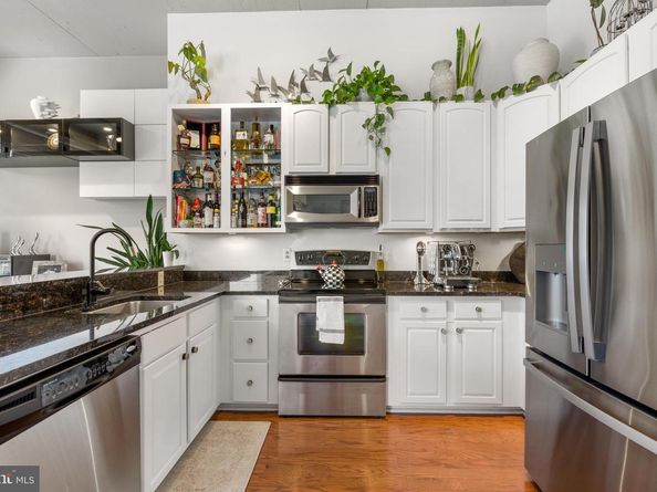 113 N Bread Street 3A6, Philadelphia PA 19106