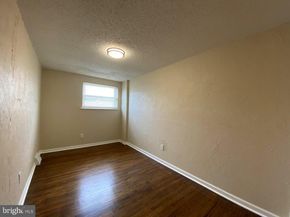 3528 W Crown Avenue, Philadelphia PA 19114