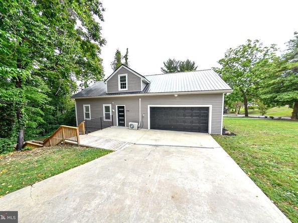 3704 Suitland Road SE, Washington DC 20020