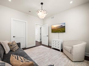 206 Kalos Street, Philadelphia PA 19128
