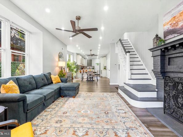 1319 W Wyoming Avenue, Philadelphia PA 19140