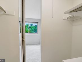 1225 Martha Custis Drive 403, Alexandria VA 22302