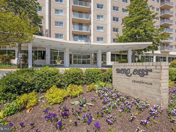 1225 Martha Custis Drive 403, Alexandria VA 22302