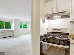 1225 Martha Custis Drive 403, Alexandria VA 22302