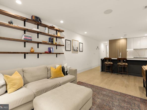 4013 Davis Place NW 1, Washington DC 20007