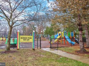 2905 Random Road, Falls Church VA 22042