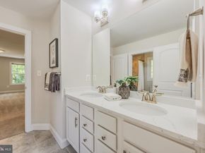 2905 Random Road, Falls Church VA 22042