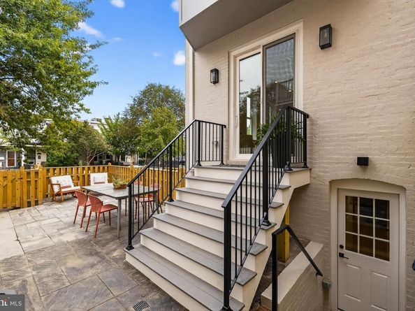 401 16TH Street SE, Washington DC 20003