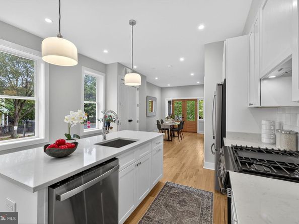 401 16TH Street SE, Washington DC 20003