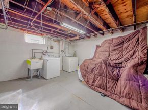 33 Mermont Circle, Darby PA 19023