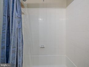 33 Mermont Circle, Darby PA 19023