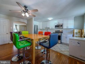 33 Mermont Circle, Darby PA 19023