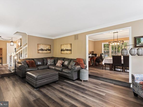2484 Freetown Drive, Reston VA 20191