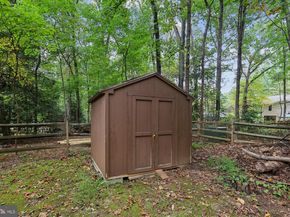 2484 Freetown Drive, Reston VA 20191