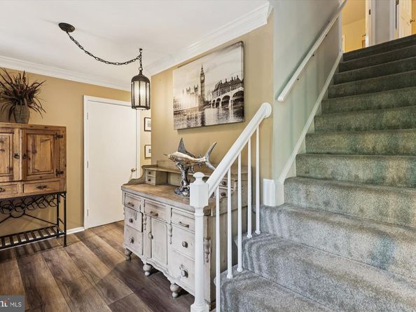 2484 Freetown Drive, Reston VA 20191