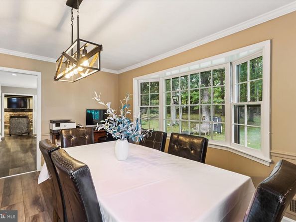 2484 Freetown Drive, Reston VA 20191