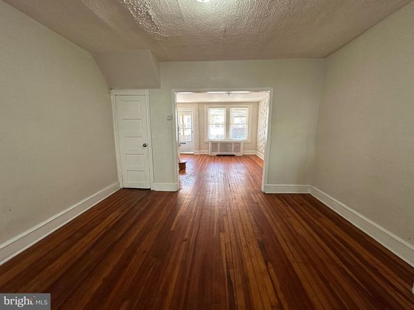 253 W Albanus Street, Philadelphia PA 19120