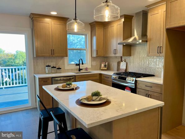 237 E Valley Forge Road, King Of Prussia PA 19406