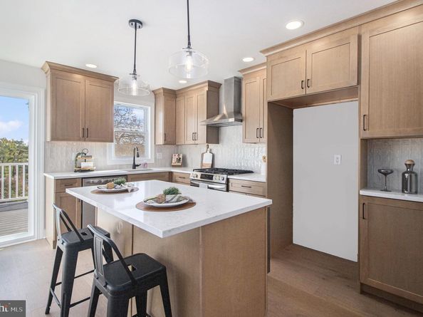 237 E Valley Forge Road, King Of Prussia PA 19406