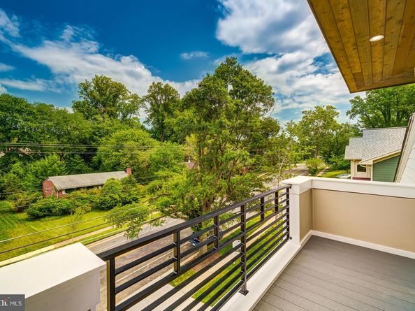 506 Kingsley Road SW, Vienna VA 22180