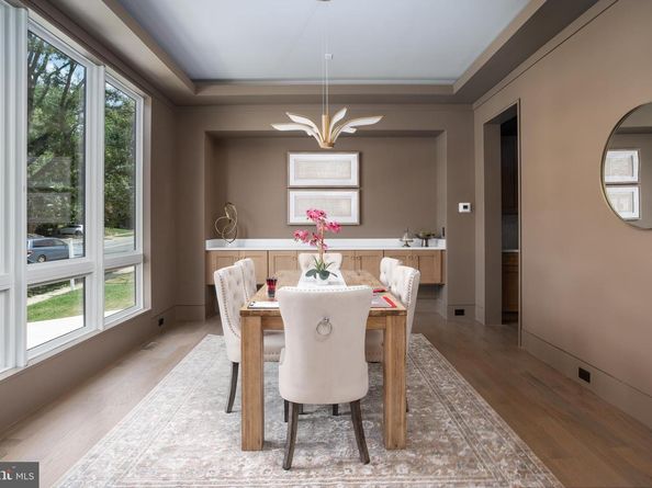 506 Kingsley Road SW, Vienna VA 22180