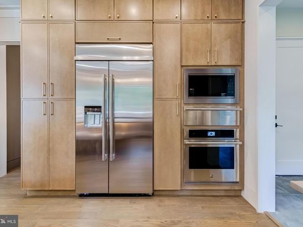 506 Kingsley Road SW, Vienna VA 22180